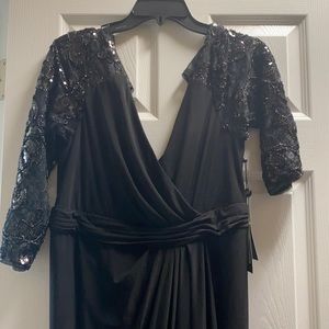 Adrianna Papell dress new with tags size 14